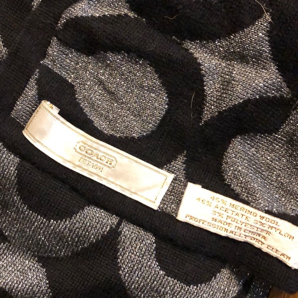 COACH Scarf & Beanie - Picture 5 of 5